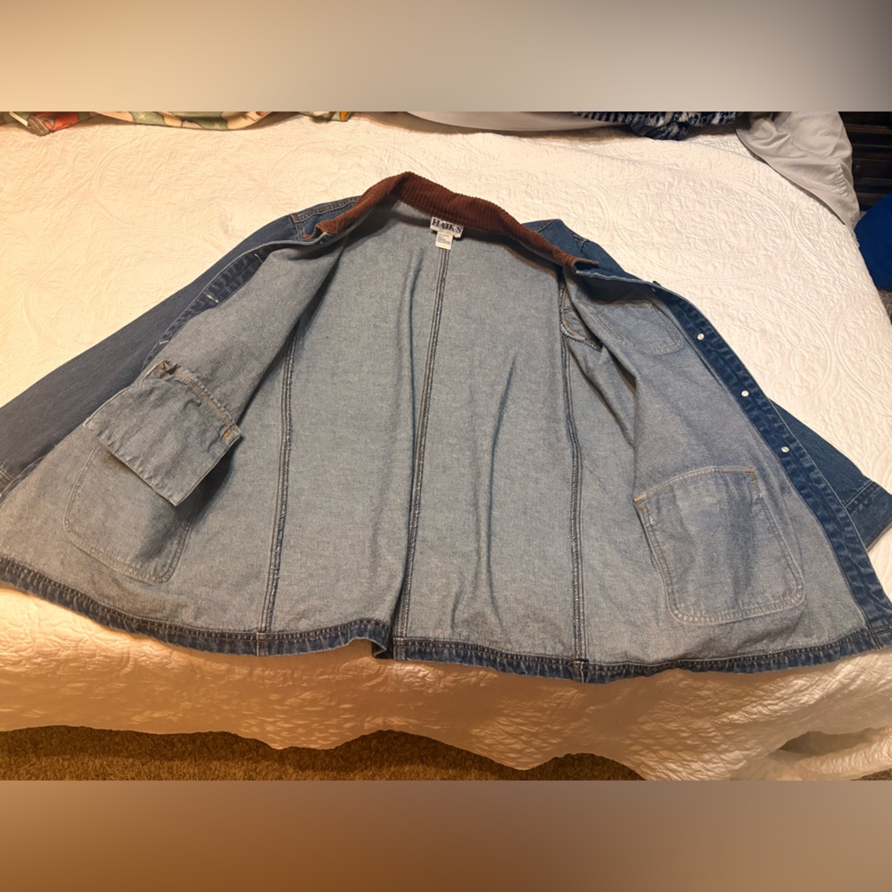 Vintage Haik’s Denim Barn Jacket with Star Button Detail - Picture 6 of 9